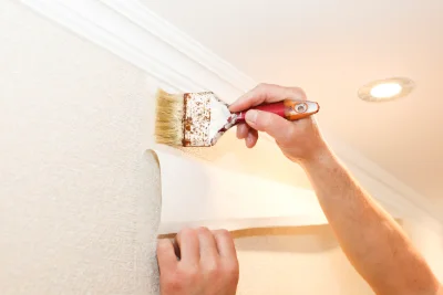 Pose de papier peint à Mélamare — revêtements muraux et toiles de verre